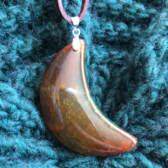 Jewelry - Sold!!🛑Handmade Moon agate choker